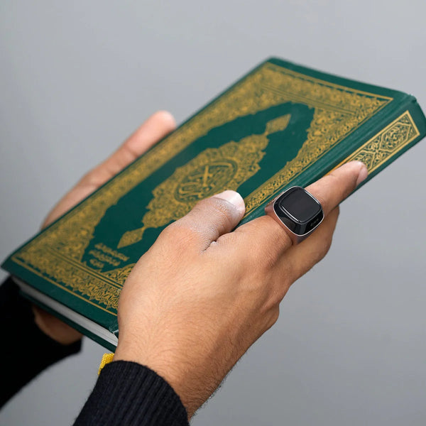 Noor Smart Prayer Ring